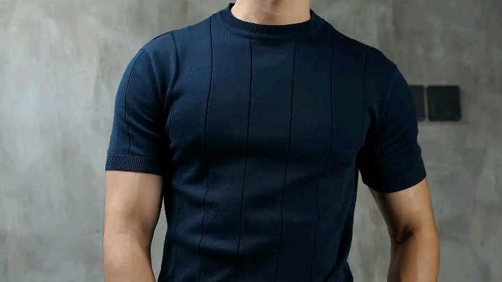 No. 28 Kaos Rajut Katun